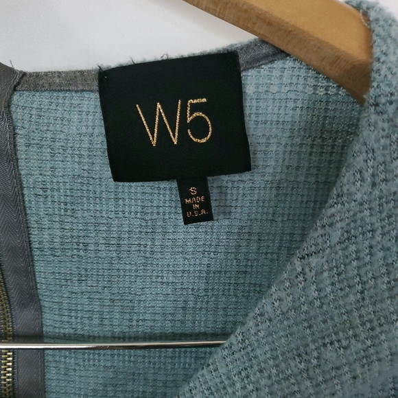 W5 Quarter Sleeve Sweater Knit Zip Back Top - Picture 5 of 9